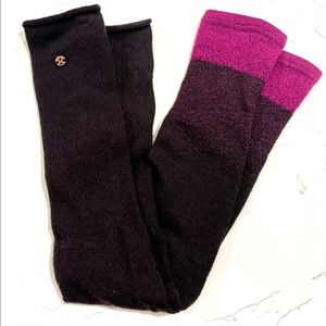 Lululemon evolution leg warmers yoga socks